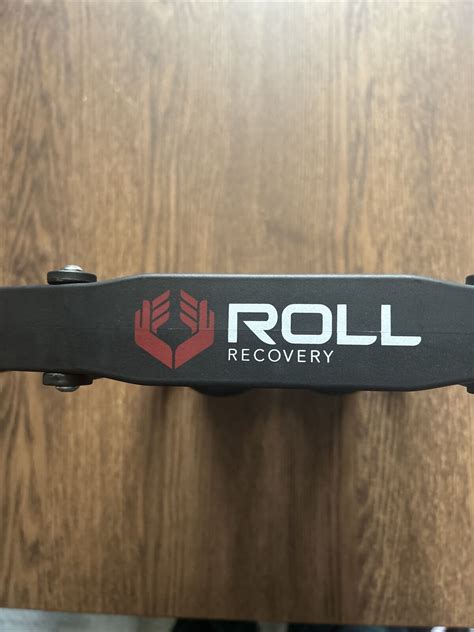 Roll Recovery R8 Plus Deep Tissue Massage Roller Carbon Black 110315