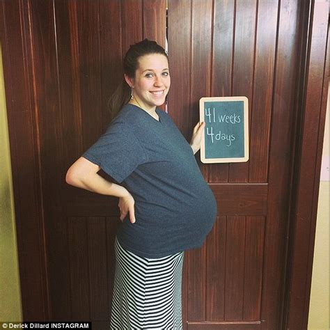 Derick Dillard Posts Snap Of Pregnant Jill Duggar At Weeks Daily