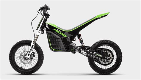 Its maximum weight capacity is 220 lbs. Best Dirt Bikes for 10-Year-Old Kids for 2020 - DirtBike Sam