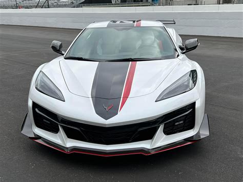2023 Corvette Z06 70th Anniversary Edition Indy 500 Pace Car 1