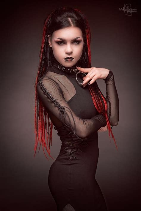 Sophie Wighton Goth Beauty Gothic Fashion Gothic Beauty