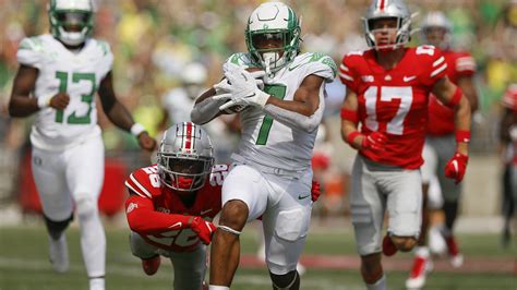 Oregon beats No. 3 Ohio State, shaking up college football landscape