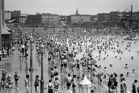 Tennis permit sales have been suspended for the 2020 season. McCarren Pool and Bathhouse | Rogers Marvel Architects