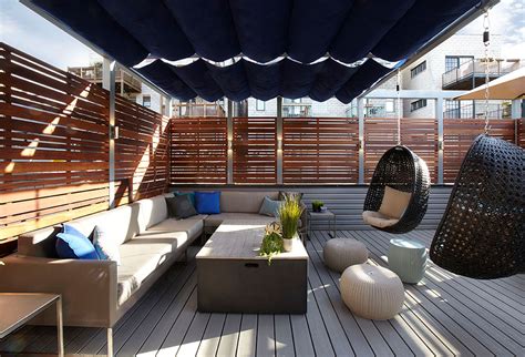 Retractable Shade Structure by Chicago Roof Deck and Garden