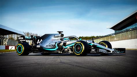 2019 Mercedes Amg F1 Car Revealed Laps Silverstone