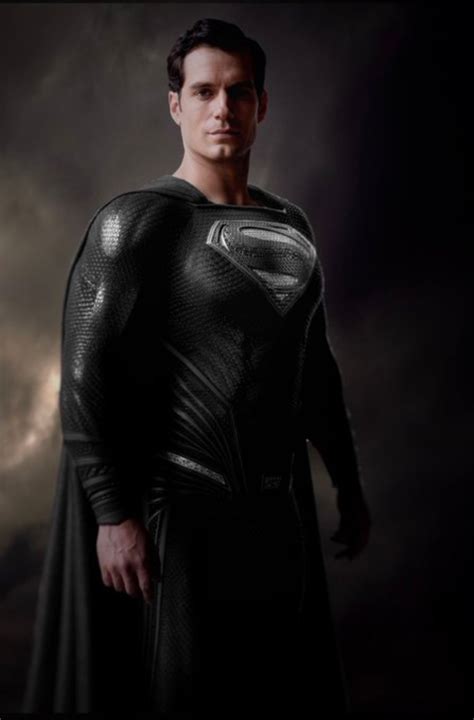 Henry cavill will appear in at least one more movie as superman before his contract runs out, but what will it be? Justice League: Zack Snyder shares Henry Cavill's new ...