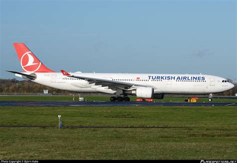 Tc Joj Turkish Airlines Airbus A Photo By Bj Rn Huke Id
