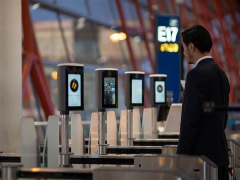 contactless airport boarding biometric technology with sita airport technology