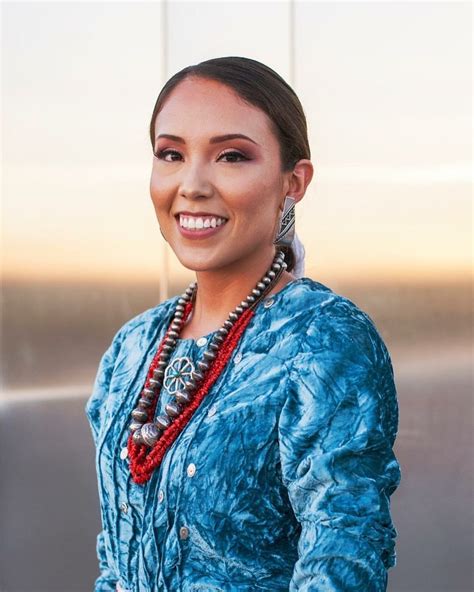 Meet Miss Native American Usa Contestant Native American Women
