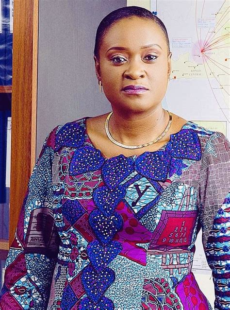 Découvrez des milliers d'images relatives au centre d'intérêt « modèles africains » sur pinterest, un outil de signets visuels. FROM DRC | Mode africaine, Model pagne africain, Tenue ...