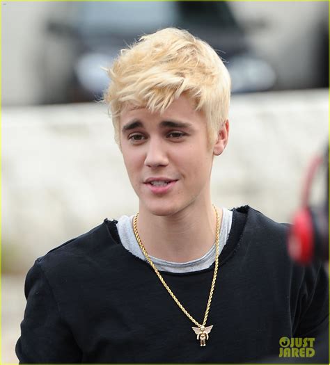 Justin Bieber Brings Back His Bleached Blonde Eminem Hair Photo 3257039 Justin Bieber