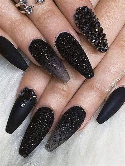 The Most Beautiful Black Winter Nails Ideas Stylish Belles Black
