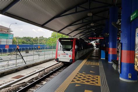 The kelana jaya lrt line operates an approximate 27km course from north to south, between kelana jaya. Chan Sow Lin LRT Station - klia2.info