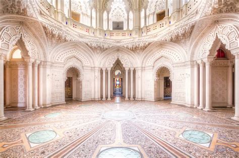 Inside A Splendid Empty Castle In Italy Architecture