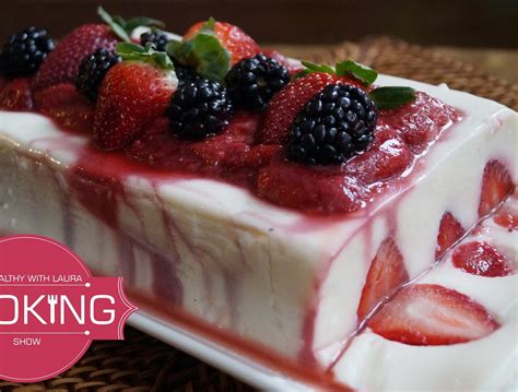 Enjoy lower calorie christmas cake, christmas pudding and shortbread stars with these recipes by weight loss resources. Deliciously Healthy Low-Fat Yogurt and Strawberry Dessert Recipe - Perfect for Christmas - DIY ...