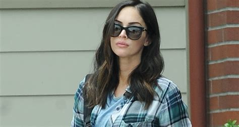 megan fox treats herself to lunch date with mom gloria megan fox just jared celebrity news