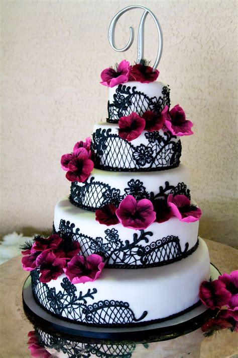 Black and white wedding cake 2 my second attempt at this beauty. Black and White Wedding cake with pink flowers Angelica's ...