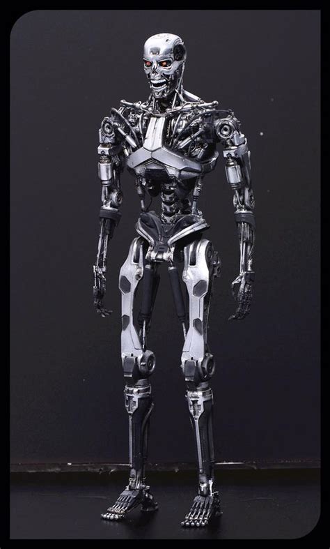 Disguised as a human, a cyborg assassin known as a terminator (arnold schwarzenegger) travels from 2029 to 1984 to kill sarah connor (linda hamilton). Dragon Models Terminator: Genisys SD T-800 Action Figure ...