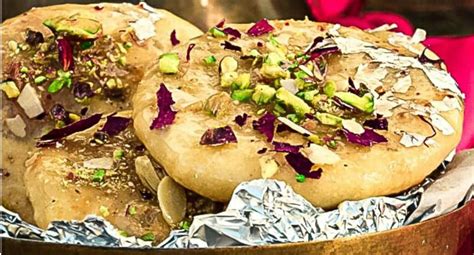 Indian Food Recipes Mawa Kachori
