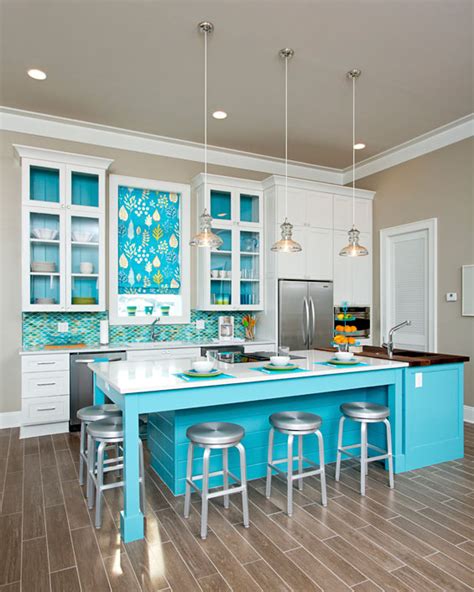 Tasty Turquoise Kitchens Dans Le Lakehouse