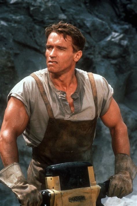 Arnold Schwarzenegger En Total Recall Cine Bélico Arnold