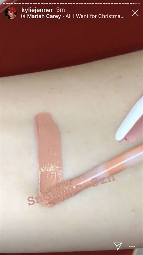 Pin By Claire🎃👻 On Jennerskardashians Kylie Cosmetics Lipstick