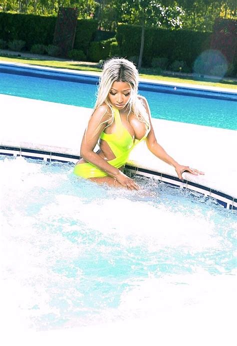 Nicki Minaj Shows Off Her Assets In A Swimsuit On ‘high School Video Set Pics