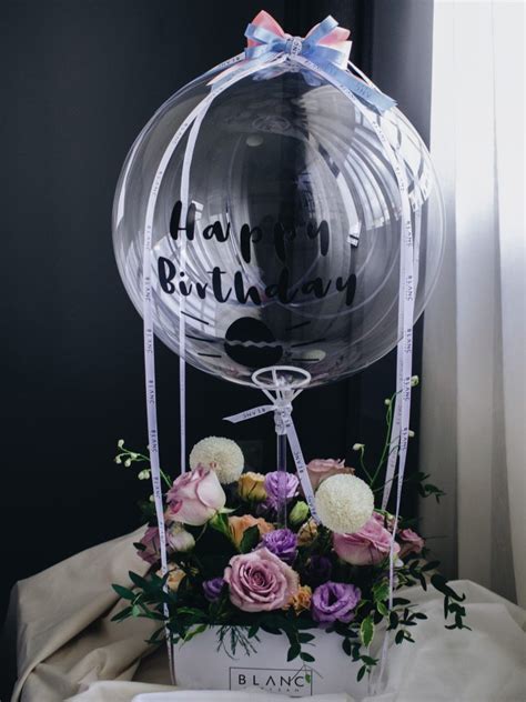 Decorate with baskets, ribbons, bows, sprays.perfect to use as a hot air balloon, table centerpiece, and all special celebrations. Hot Air Balloon Flower Box Delivery | Singapore 24 hours ...