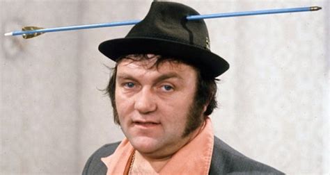 Together with interviews from friends, relatives and colleagues. Les Dawson Has Something To Say..... - British Classic Comedy