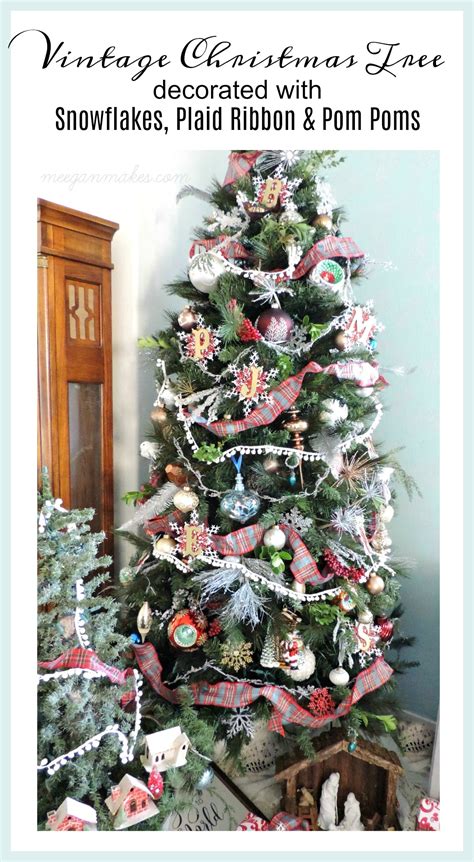 Christmas Tree With Diy Snowflakes What Meegan Makes