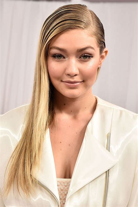 36 Gigi Hadid Best Hairstyles Pictures Happy Morning News