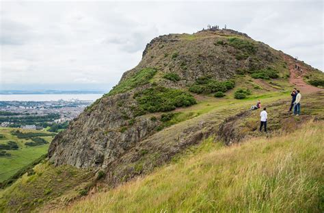 Arthurs Seat Climb An Extinct Volcano In Edinburgh Earth Trekkers