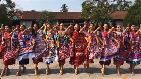 Conoce Flor De Piña Baile Regional De Oaxaca Vive El Folklore