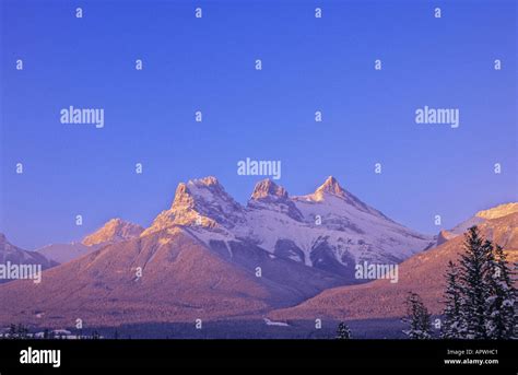 Three Sisters Mountains Canmore Alberta Canada Stock Photo Alamy