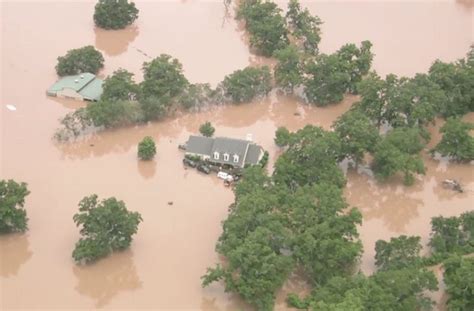 Brazos River Flooding Continues Evacuations Now In Effect Evacuation