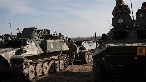 Us Will Help Transfer Soviet Made Tanks To Ukraine The New York Times