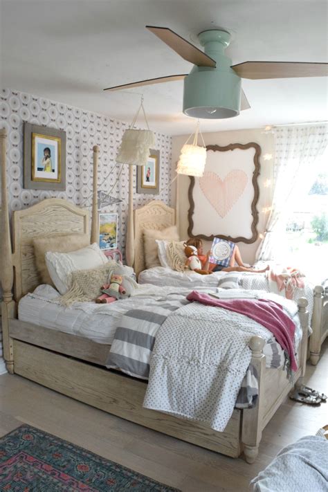 Find and save 40 striped accent walls bedrooms ideas on decoratorist. Wallpaper Accent Wall in the Girls Shared Bedroom...again ...