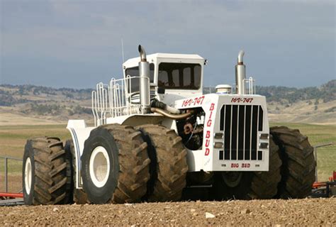 Tudod Mekkora A Világ Legnagyobb Traktora