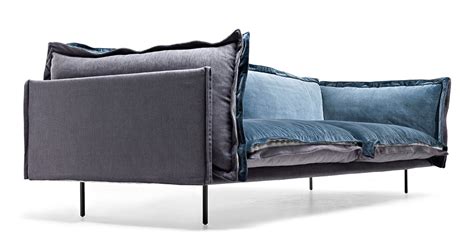 Il divano da due posti luis è moderno e sofisticato. Divani: quanto misurano il due o tre posti? - Cose di Casa