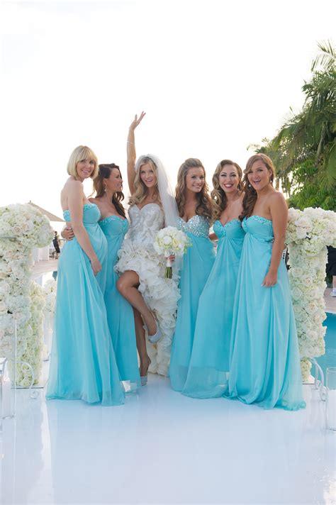 Bridesmaids In Long Strapless Aqua Dresses Photography Kris Kan