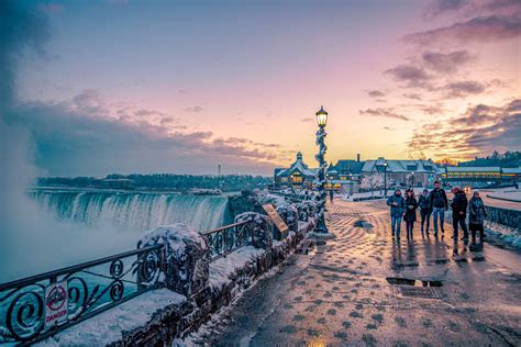 How To Fall In Love With Niagara Falls In Winter