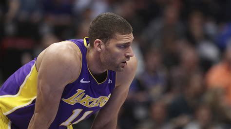 Brook robert lopez (born april 1, 1988) is an american professional basketball player for the milwaukee bucks of the national basketball association (nba). Lakers free-agent center Brook Lopez joins Bucks on 1-year ...