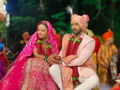 Punit Pathak Gets Married To Nidhi Moony Singh See Photos Odisha Expo