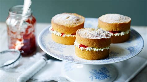 In a separate clean bowl. Mini Victoria sponge cakes recipe | Recipe in 2020 | Mini victoria sponge cakes, British baking ...