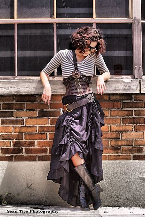 Steampunk cosplay steampunk mode steampunk accessoires style steampunk steampunk crafts steampunk. Steampunk Fashion Guide: How to Recreate This Chic, Casual ...