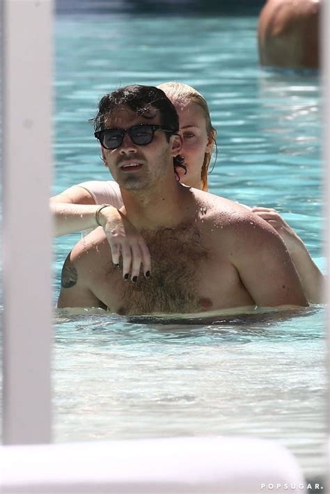 Joe Jonas And Sophie Turner Kissing In Miami August 2018 Popsugar