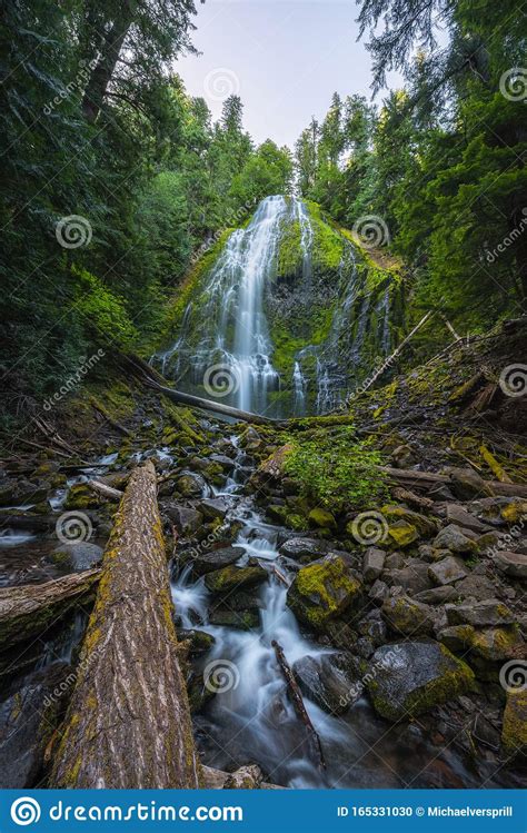 Long Exposure Of Proxy Falls In Willamette Forest Oregon Stock Photo