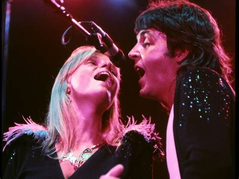 Flashback Paul And Linda Mccartney Get Married Nights With Alice Cooper