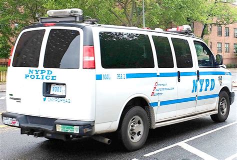 Its Completely Legal For Nypd Cops To Have Sex With Someone Under