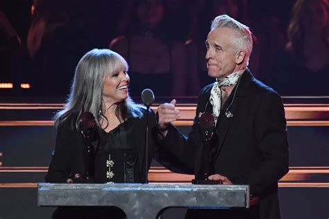 Pat Benatar Inducted Into Rock And Roll Hall Of Fame Drgnews